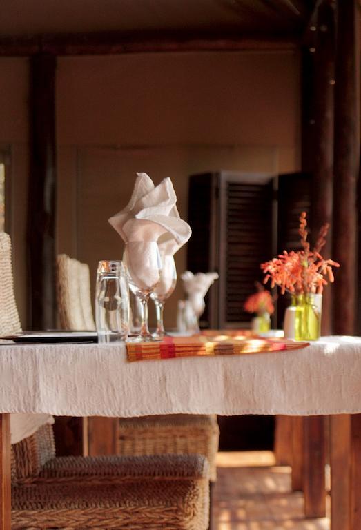Bush Lodge - Amakhala Game Reserve ภายนอก รูปภาพ